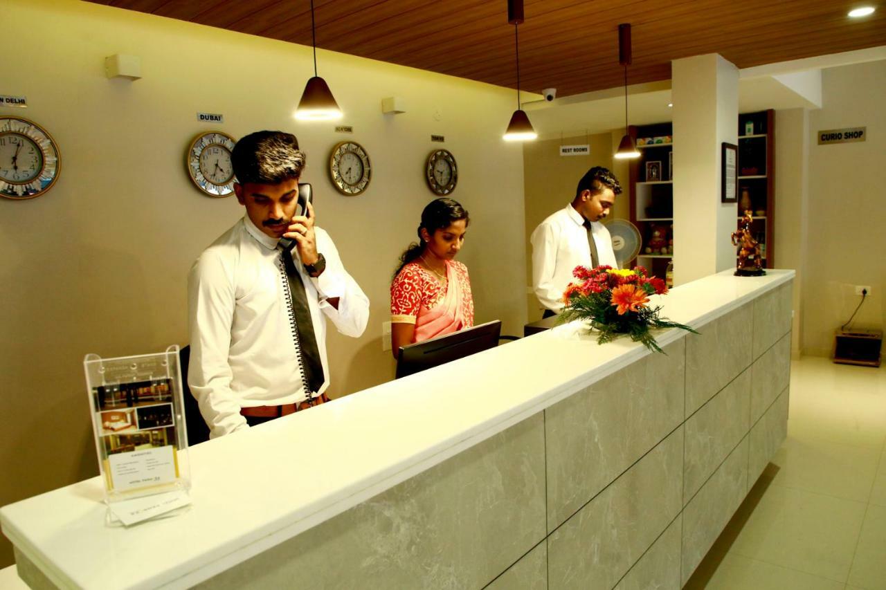 Hotel Panacea Ventures Kollam Eksteriør billede
